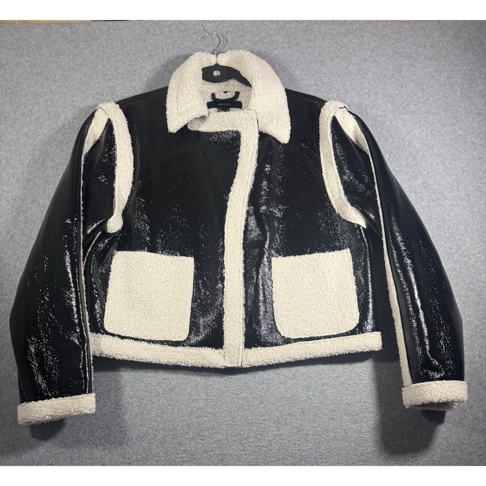 Forever 21 Women's Black & White Lined Collared Short Jacket w/ Pockets Size M
